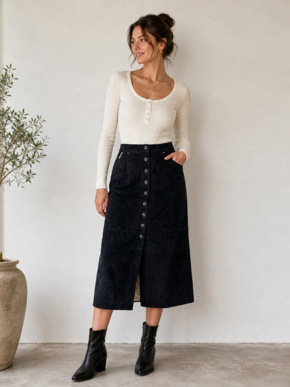 Vintage Scotts Suede Washable Suede Black Midi Suede Skirt 30 NWT